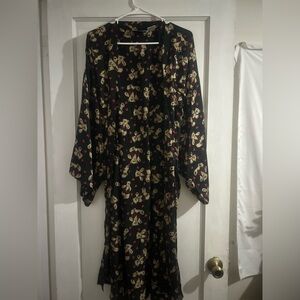 ADDICTION TEDDY BEAR HEART ROBE